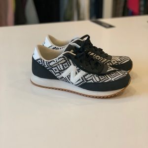 Women New Balance Sneakers